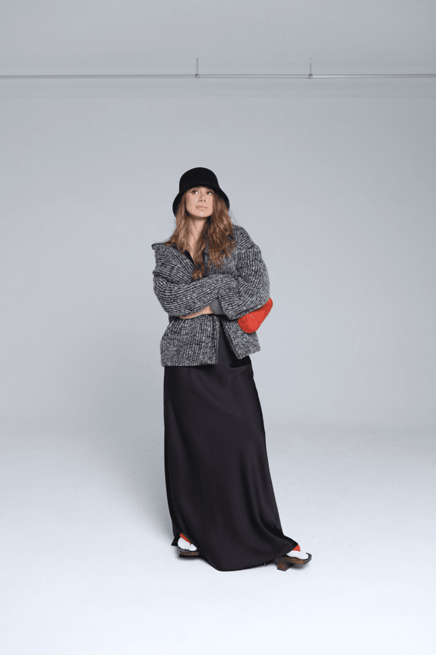 How to relax in your favorite outfit